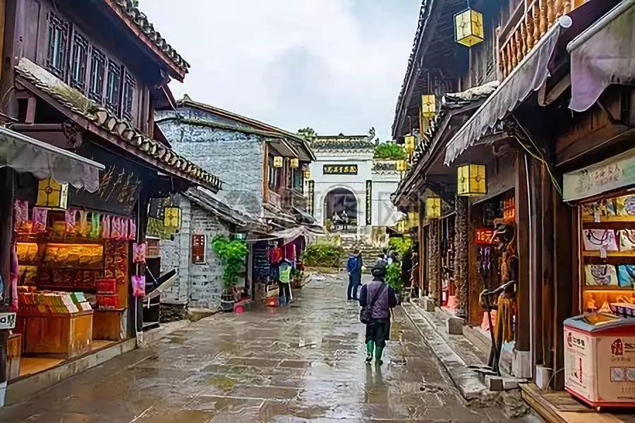 你是否介意在陵园或墓地附近买房子？游戏画面